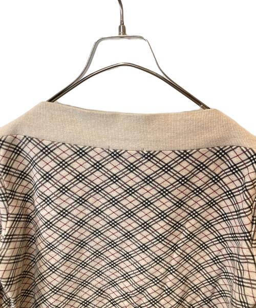 BURBERRY BLUE LABEL（バーバリー ブルー レーベル）BURBERRY BLUE LABEL (バーバリーブルーレーベル) ボートネックノバチェックスウェット FAF21-657 ベージュ サイズ:38の古着・服飾アイテム