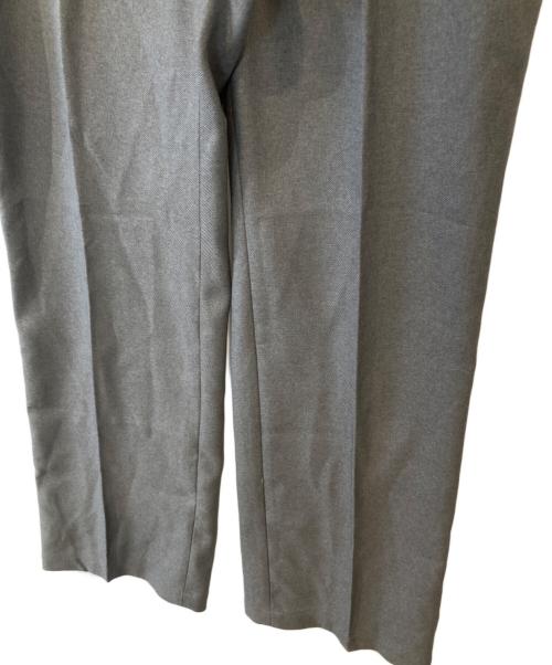 THE SHINZONE（ザ シンゾーン）THE SHINZONE (ザ シンゾーン) CENTER PRESS PANTS 17SMSPA16 パンツ グレー サイズ:32の古着・服飾アイテム