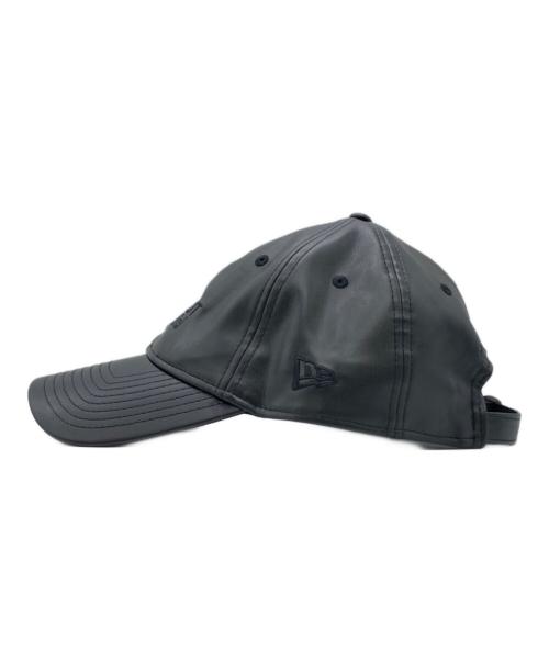 New Era（ニューエラ）New Era (ニューエラ) MAISON SPECIAL (メゾンスペシャル) PRIZE OUT Logo Vegan Leather Cap ブラックの古着・服飾アイテム