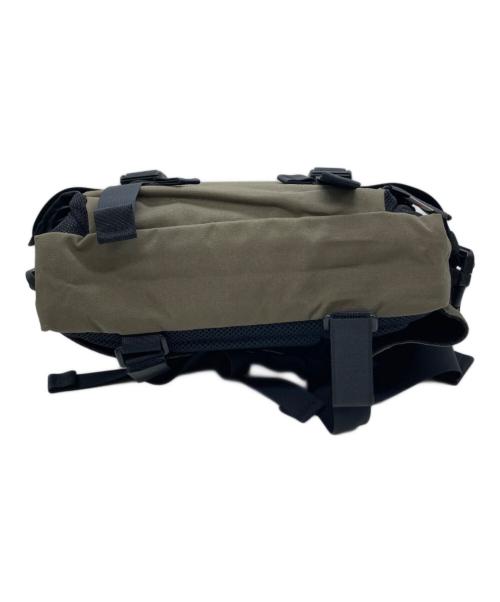 HYNOW（ハイノウ）HYNOW (ハイノウ) Duck Pack 500D FR Olive バッグ オリーブの古着・服飾アイテム