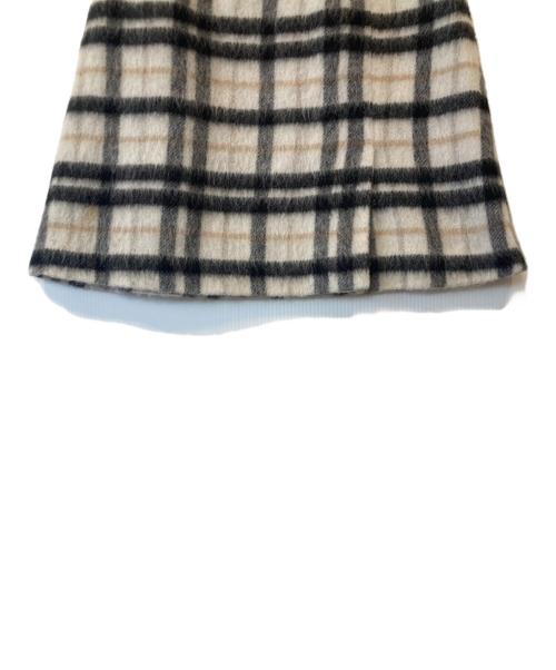TO BE CHIC（トゥービーシック）TO BE CHIC (トゥービーシック) MANTECO 装飾チェックスカート ベージュ サイズ:40の古着・服飾アイテム