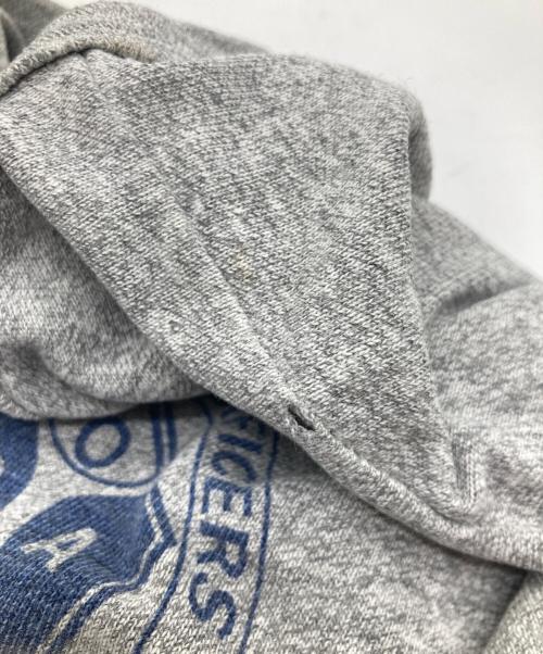 Champion（チャンピオン）Champion (チャンピオン) プリントTシャツ グレー サイズ:Lの古着・服飾アイテム