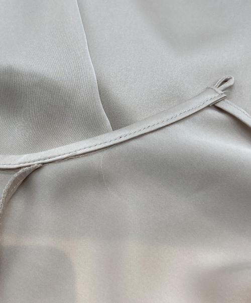 ANAYI（アナイ）ANAYI (アナイ) ダブルサテンクルーブラウス ベージュ サイズ:38の古着・服飾アイテム