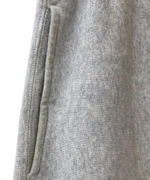 Champion REVERSE WEAVE（チャンピオン リバース ウィーブ）Champion REVERSE WEAVE (チャンピオン リバース ウィーブ) スウェットパンツ　C8-W217 グレー サイズ:Mの古着・服飾アイテム