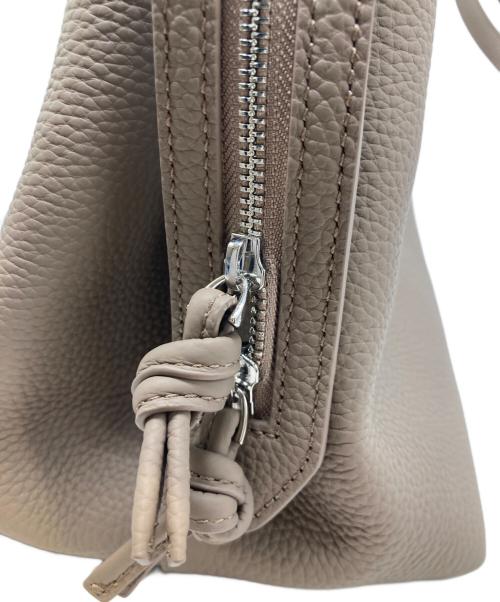 VASIC（ヴァジック）VASIC (ヴァジック) GRAF MINI ベージュの古着・服飾アイテム