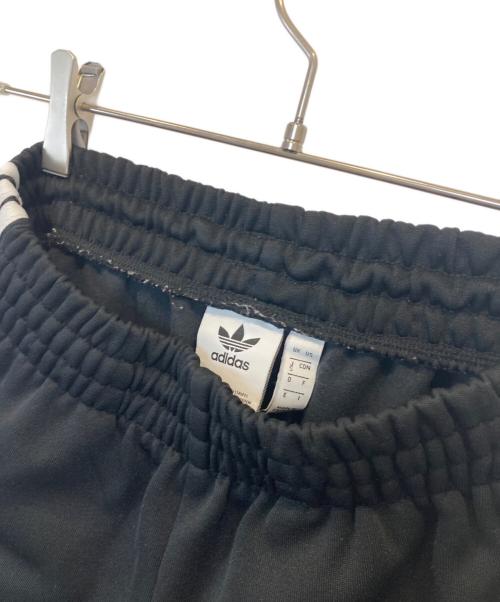 adidas（アディダス）adidas (アディダス) トラックパンツ　CW1275 ブラック サイズ:Sの古着・服飾アイテム