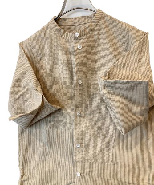 CINOH（チノ）CINOH (チノ) コットンリネンコンパクトブザムシャツ　21SST001 ベージュ サイズ:38の古着・服飾アイテム