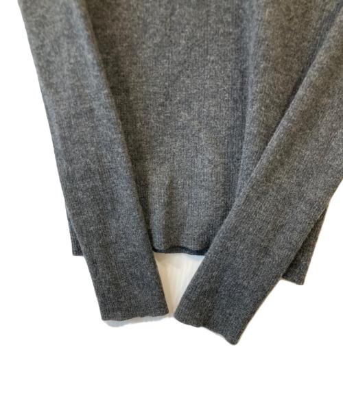 PRADA（プラダ）PRADA (プラダ) スーパーファインウール タートルネックセーター P26445 グレー サイズ:38の古着・服飾アイテム