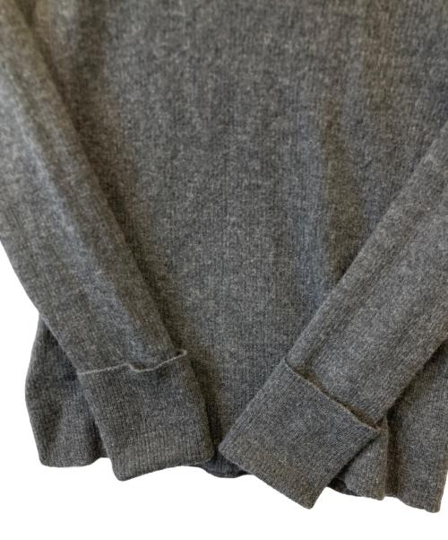 PRADA（プラダ）PRADA (プラダ) スーパーファインウール タートルネックセーター P26445 グレー サイズ:38の古着・服飾アイテム