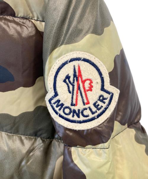 MONCLER（モンクレール）MONCLER (モンクレール) EVELEST　ダウンジャケット　　41310/50/68950 カーキ サイズ:1の古着・服飾アイテム