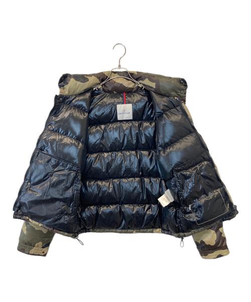 MONCLER（モンクレール）MONCLER (モンクレール) EVELEST　ダウンジャケット　　41310/50/68950 カーキ サイズ:1の古着・服飾アイテム