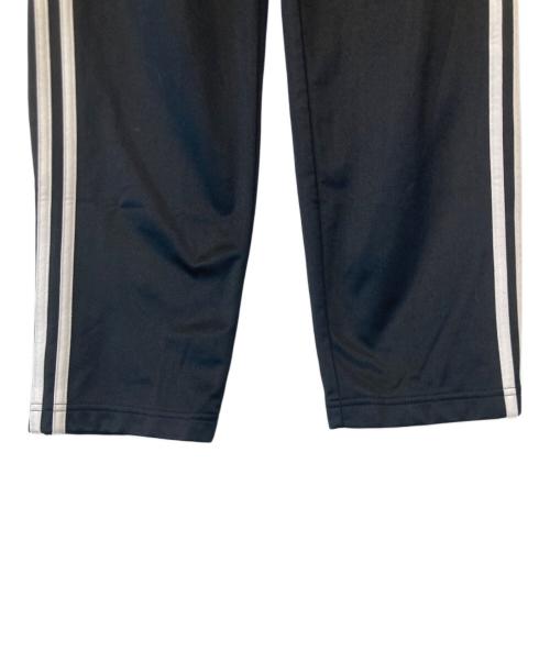 adidas（アディダス）adidas (アディダス) トラックパンツ　GN3517 ブラック サイズ:Mの古着・服飾アイテム