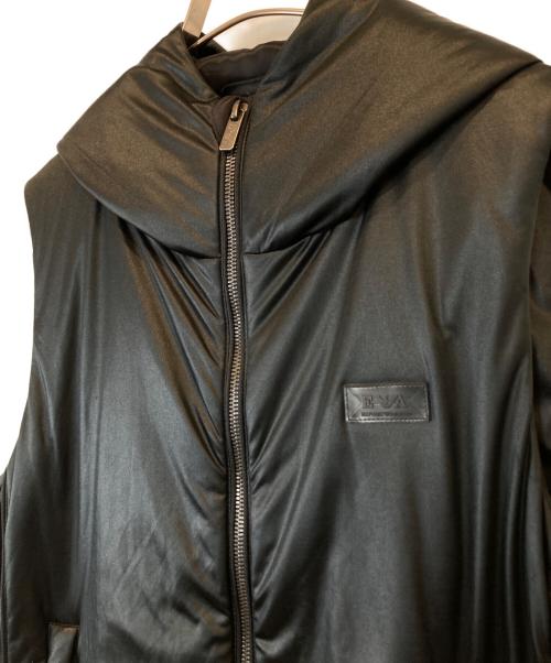 EMPORIO ARMANI（エンポリオアルマーニ）EMPORIO ARMANI (エンポリオアルマーニ) フーデットベスト ブラック サイズ:SIZE Sの古着・服飾アイテム