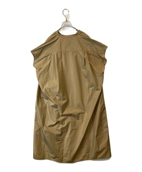 23区（ニジュウサンク）23区 (ニジュウサンク) ブライトメモリー ワンピース OPWOSM6610 ベージュ サイズ:38 未使用品の古着・服飾アイテム