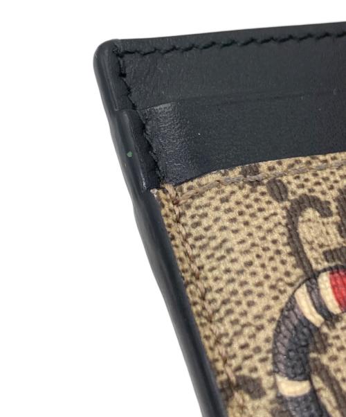 GUCCI（グッチ）GUCCI (グッチ) キングスネークプリント GGスプリーム カードケース 451277 496085 ブラウンの古着・服飾アイテム