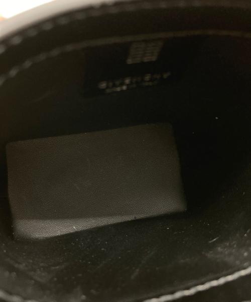 GIVENCHY（ジバンシィ）GIVENCHY (ジバンシィ) シャークロック マイクロレザー  バケットバッグ VF A 1203 BB60N3B00D 001 ブラックの古着・服飾アイテム