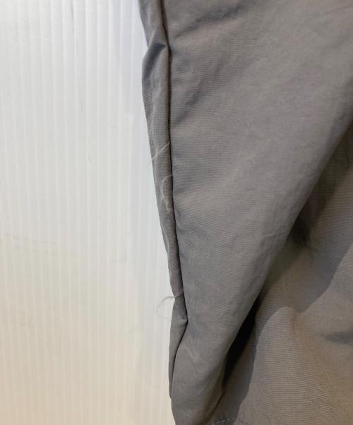 natto（ナット）natto (ナット) premium nylon pullover 01086 カットソー チャコールグレー サイズ:FREEの古着・服飾アイテム