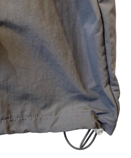 natto（ナット）natto (ナット) premium nylon pullover 01086 カットソー チャコールグレー サイズ:FREEの古着・服飾アイテム