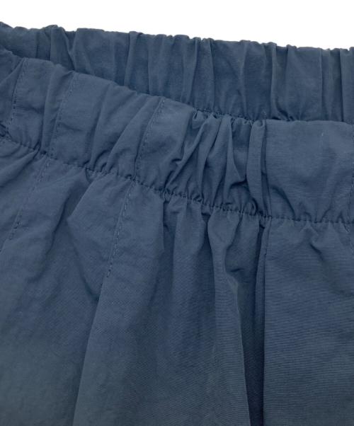 natto（ナット）natto (ナット) loose silhouette nylon pants 01012 パンツ ネイビー サイズ:FREEの古着・服飾アイテム