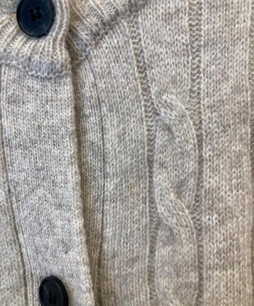 SHIPS any（シップスエニィ）SHIPS any (シップスエニィ) ヤク ケーブル クルーネック ニット カーディガン ベージュ サイズ:FREEの古着・服飾アイテム