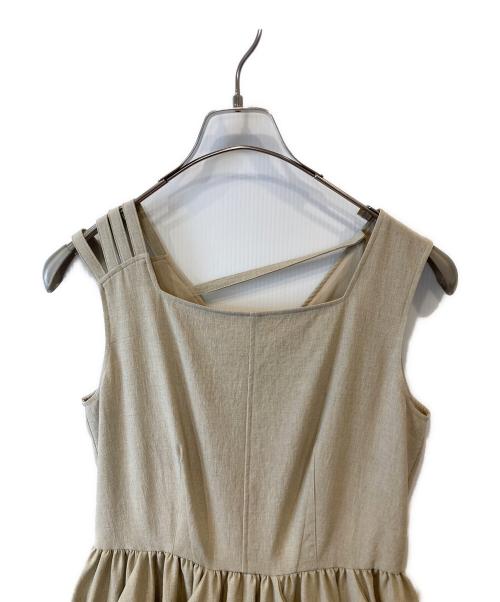 CADUNE（カデュネ）CADUNE　 (カデュネ) origamiタックワンピース　72269050 ベージュ サイズ:38 未使用品の古着・服飾アイテム