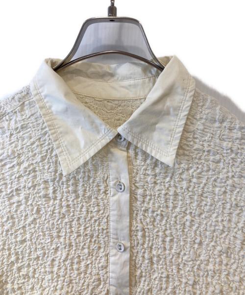 willfully（ウィルフリー）willfully (ウィルフリー) double design cuffs matelasse relax SH 2222-TO-01 シャツ ベージュ サイズ:FREEの古着・服飾アイテム