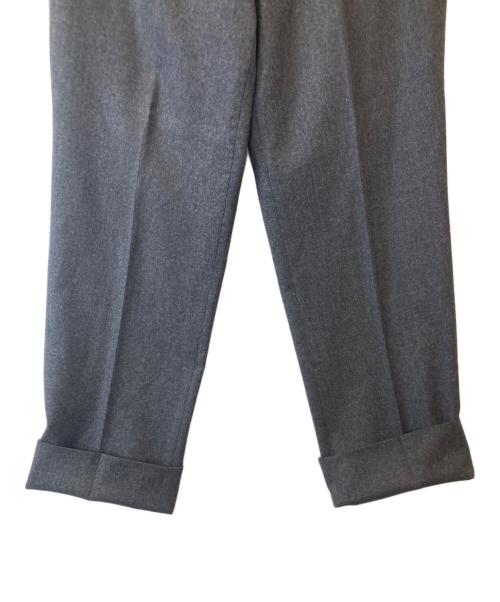 maison kitsune（メゾンキツネ）maison kitsune (メゾンキツネ) ウールテーパードパンツ グレー サイズ:46/42の古着・服飾アイテム