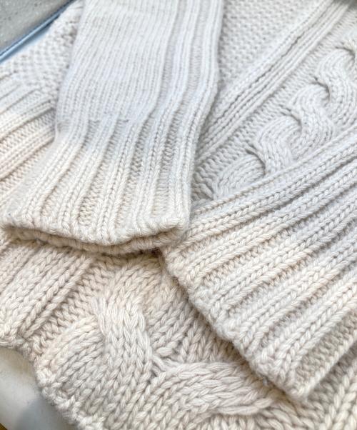 Max Mara WEEK END LINE（マックスマーラ ウイークエンドライン）Max Mara WEEK END LINE (マックスマーラ ウイークエンドライン) ケーブルニット ベージュ サイズ:Sの古着・服飾アイテム