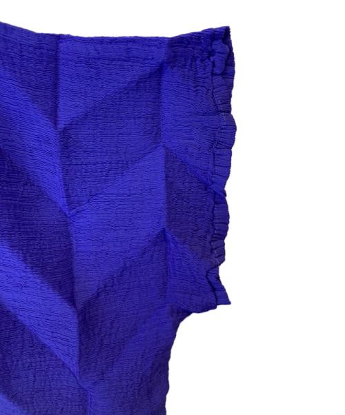 me ISSEY MIYAKE（ミーイッセイ ミヤケ）me ISSEY MIYAKE (ミーイッセイ ミヤケ) プリーツカットソー　MI43FK551 パープル サイズ:-の古着・服飾アイテム