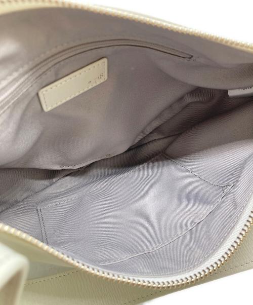 2.718（ニーテンナナイチハチ）2.718 (ニーテンナナイチハチ) スリーククロスボディバッグ GGZ1022112 ホワイトの古着・服飾アイテム