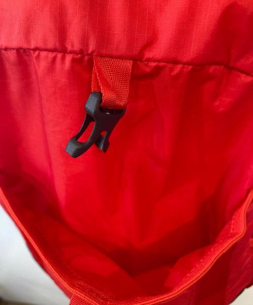 THE NORTH FACE（ザ ノース フェイス）THE NORTH FACE (ザ ノース フェイス) フライウェイトリーコン リュック/バックパック　NM81409 レッドの古着・服飾アイテム