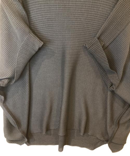 me ISSEY MIYAKE（ミーイッセイ ミヤケ）me ISSEY MIYAKE (ミーイッセイ ミヤケ) プリーツカットソー MI13KJ762 ブラック サイズ:表記がないため不明の古着・服飾アイテム