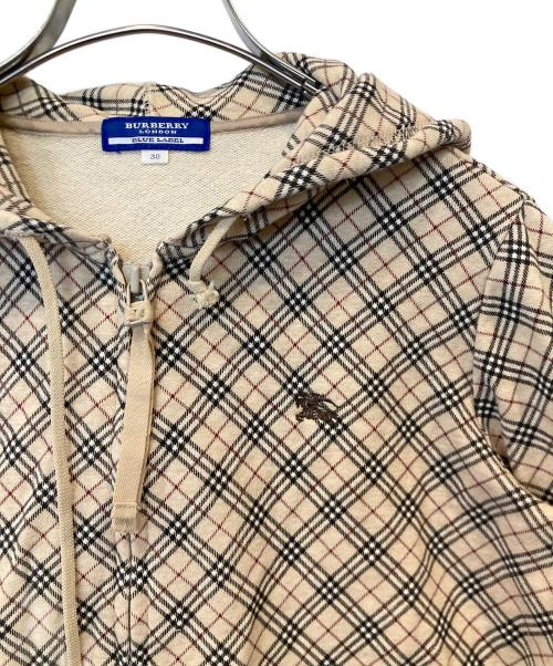 BURBERRY BLUE LABEL（バーバリーロンドンブルーレーベル）BURBERRY BLUE LABEL (バーバリーロンドンブルーレーベル) ノバチェック柄ジップパーカ　FAF13-543-43ー ベージュ サイズ:38の古着・服飾アイテム
