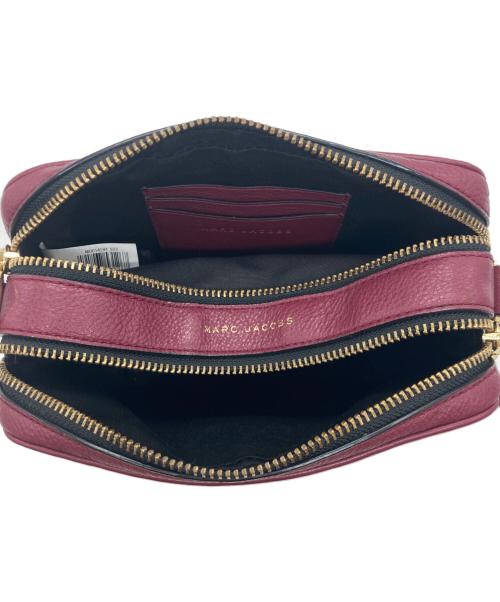MARC JACOBS（マークジェイコブズ）MARC JACOBS (マークジェイコブス) THE SOFTSHOTショルダーバッグ ワインレッド サイズ:FREEの古着・服飾アイテム
