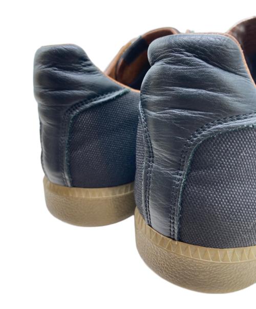 BW SPORT（ビーダブルスポーツ）BW SPORT (ビーダブルスポーツ) ジャーマントレーナー ブラック サイズ:28.5ｃｍの古着・服飾アイテム