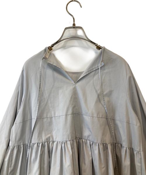 YORI（ヨリ）YORI (ヨリ) ティアードギャザーブラウス YR2221-00-SP グレー サイズ:FREEの古着・服飾アイテム