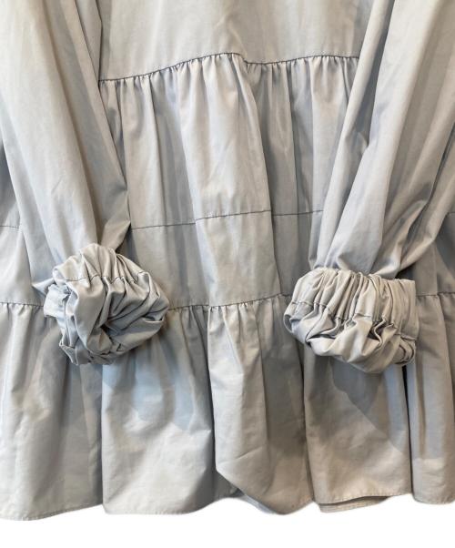 YORI（ヨリ）YORI (ヨリ) ティアードギャザーブラウス YR2221-00-SP グレー サイズ:FREEの古着・服飾アイテム