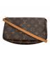 LOUIS VUITTON（ルイ ヴィトン）の古着「ポシェット・アクセソワール ショルダーポーチ M51980 モノグラム」｜ブラウン