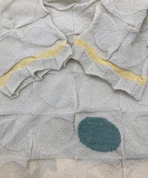 M.&KYOKO（エムアンドキョウコ）M.&KYOKO (エムアンドキョウコ) 半袖ニット KBAH551W-240 オリーブ サイズ:FREE 未使用品の古着・服飾アイテム