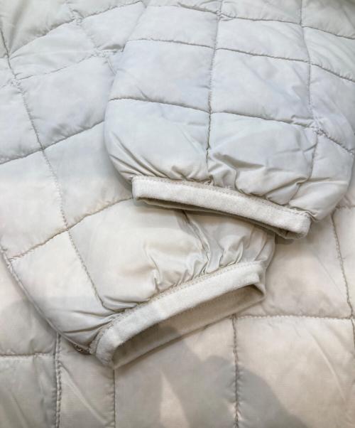 TAION（タイオン）TAION (タイオン) マウンテンクルーネックダウンジャケット アイボリー サイズ:Mの古着・服飾アイテム