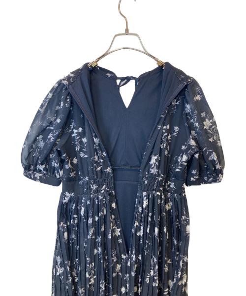 MERCURY DUO（マーキュリーデュオ）MERCURY DUO (マーキュリーデュオ) 花柄ラッフルプリーツティアードワンピース　002420303401 ネイビー サイズ:Mの古着・服飾アイテム