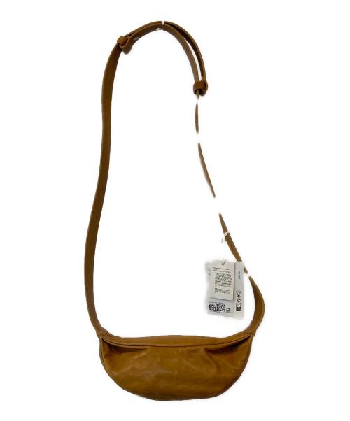 COS（コス）COS (コス) スイングマイクロクロスボディーバッグ　1224386 ブラウンの古着・服飾アイテム