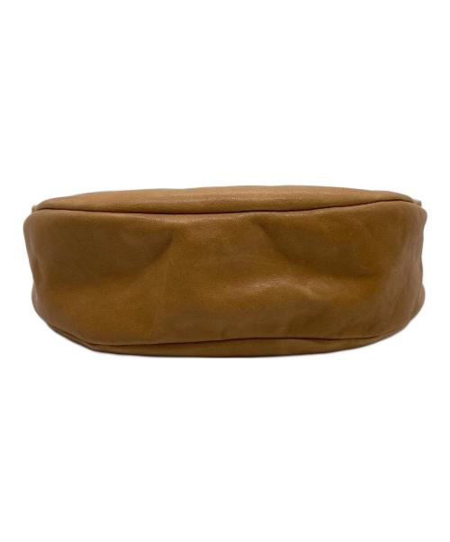 COS（コス）COS (コス) スイングマイクロクロスボディーバッグ　1224386 ブラウンの古着・服飾アイテム