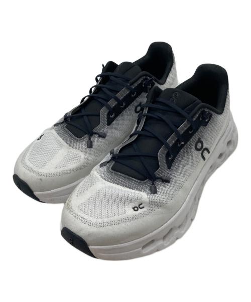 on（オン）on (オン) Cloudtilt　3ME10101430 ホワイト サイズ:26.5cmの古着・服飾アイテム