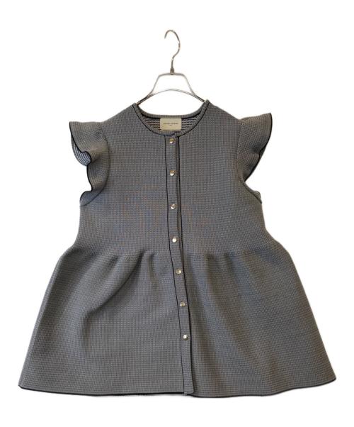 UNITED ARROWS TOKYO（ユナイテッドアローズトウキョウ）UNITED ARROWS TOKYO　　 (ユナイテッドアローズトウキョウ) ペプラムフリルスリーブジャガードニット　1518-106-1787 グレー サイズ:FREEの古着・服飾アイテム