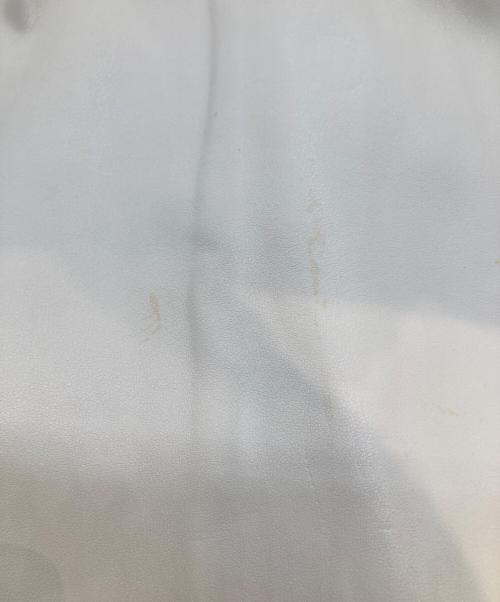 UN3D.（アンスリード）UN3D. (アンスリード) エコレザースカート 522050800501 ホワイト サイズ:38の古着・服飾アイテム