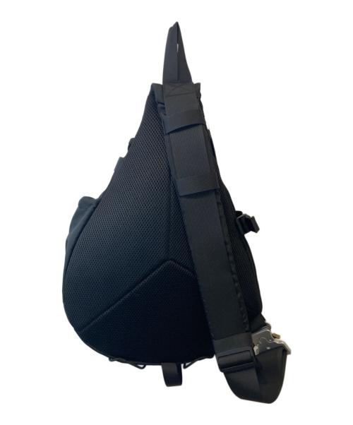 ADRER（アドラー）ADRER (アドラー) cobra buckle nylon one shoulder bag ブラック サイズ:表示がないため不明の古着・服飾アイテム