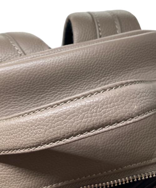 MURA（ムラ）MURA (ムラ) シュリンクレザー ダブルジッパー バックパック ブラウン サイズ:FREEの古着・服飾アイテム