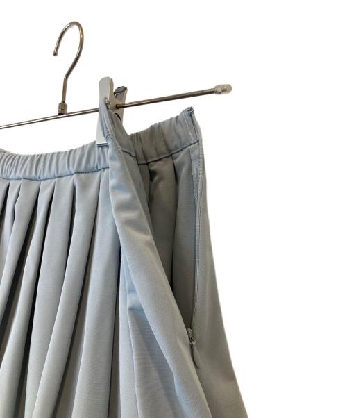 THREE SQUARE（スリースクエア）THREE SQUARE (スリースクエア) ロングスカート スカイブルー サイズ:FREEの古着・服飾アイテム