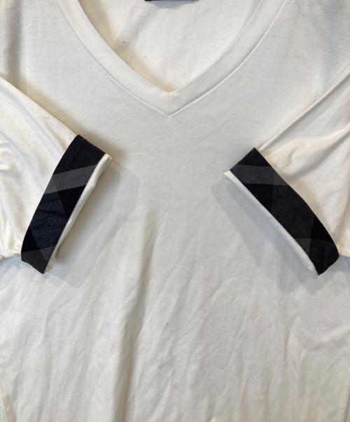 BLACK LABEL CRESTBRIDGE（ブラックレーベル クレストブリッジ）BLACK LABEL CRESTBRIDGE (ブラックレーベル クレストブリッジ) VネックTシャツ 51P48-338-02 ホワイト サイズ:Mの古着・服飾アイテム